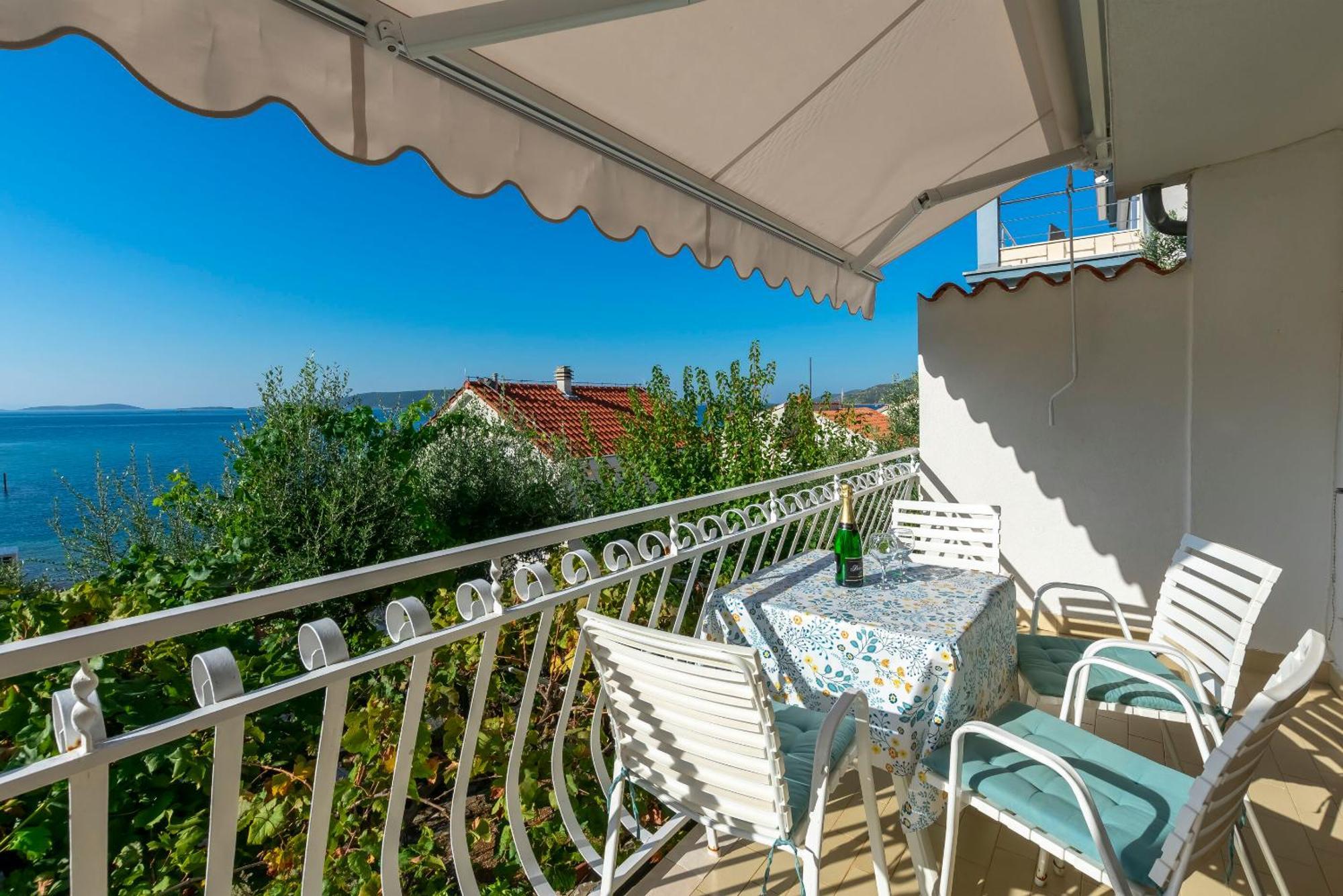 Apartments Marija Donji Okrug  Bagian luar foto