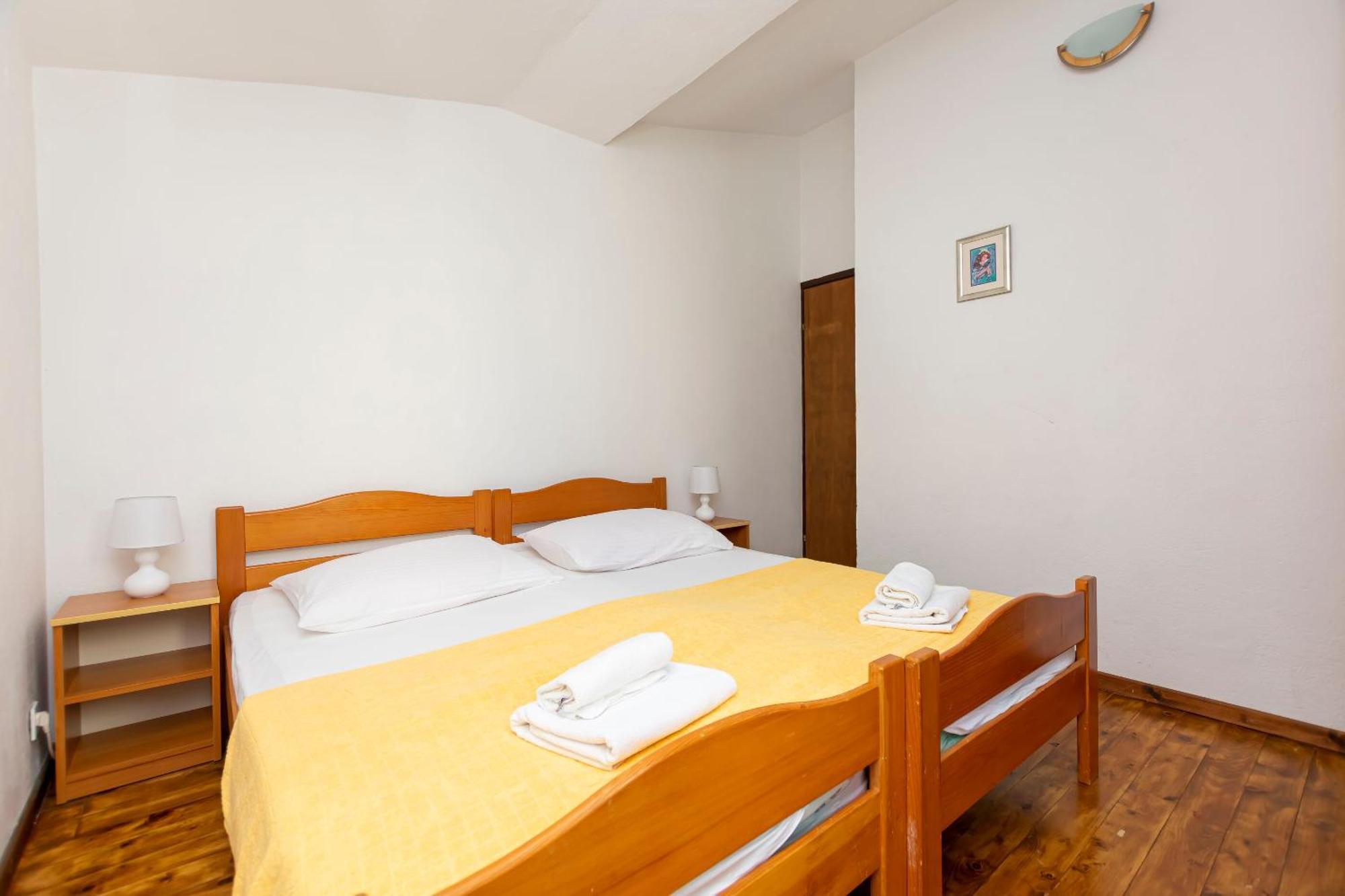 Apartments Marija Donji Okrug  Bagian luar foto